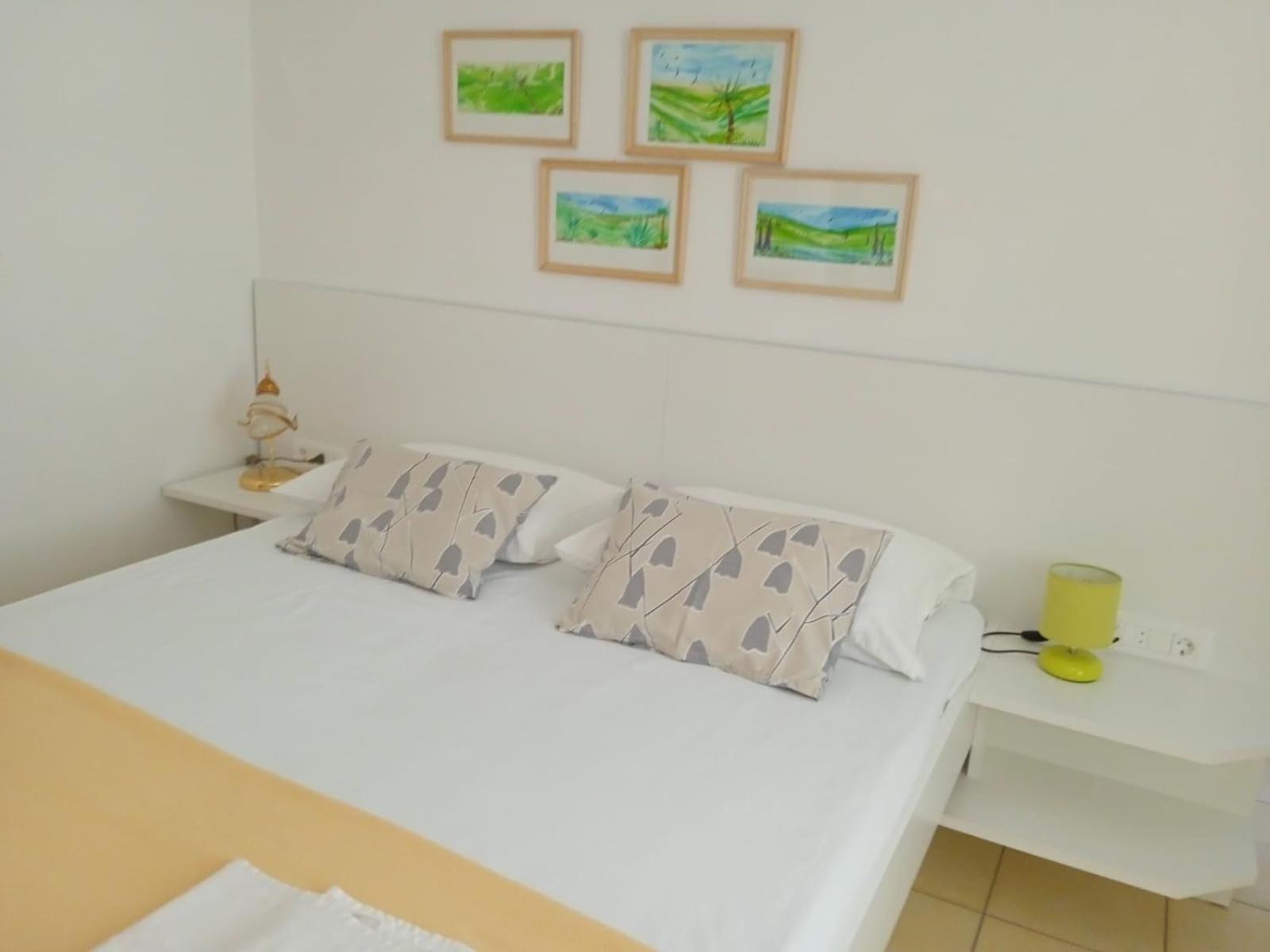 Villa Spanja Vodice Exteriör bild